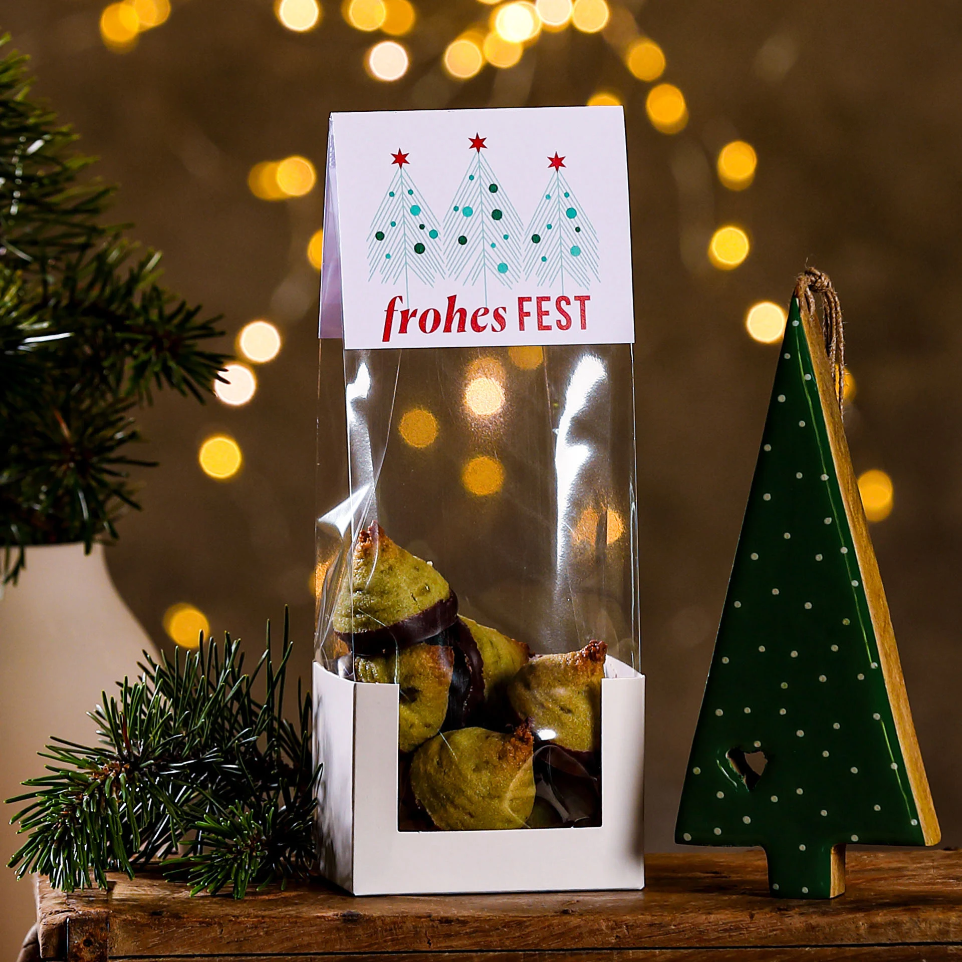 Szenebild Weihnachtsgebäck: Pistazien-Mandelkonfekt ohne Alkohol - 100g
