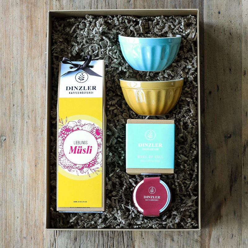 Szenebild Geschenkbox 6 - "Wake up Call"