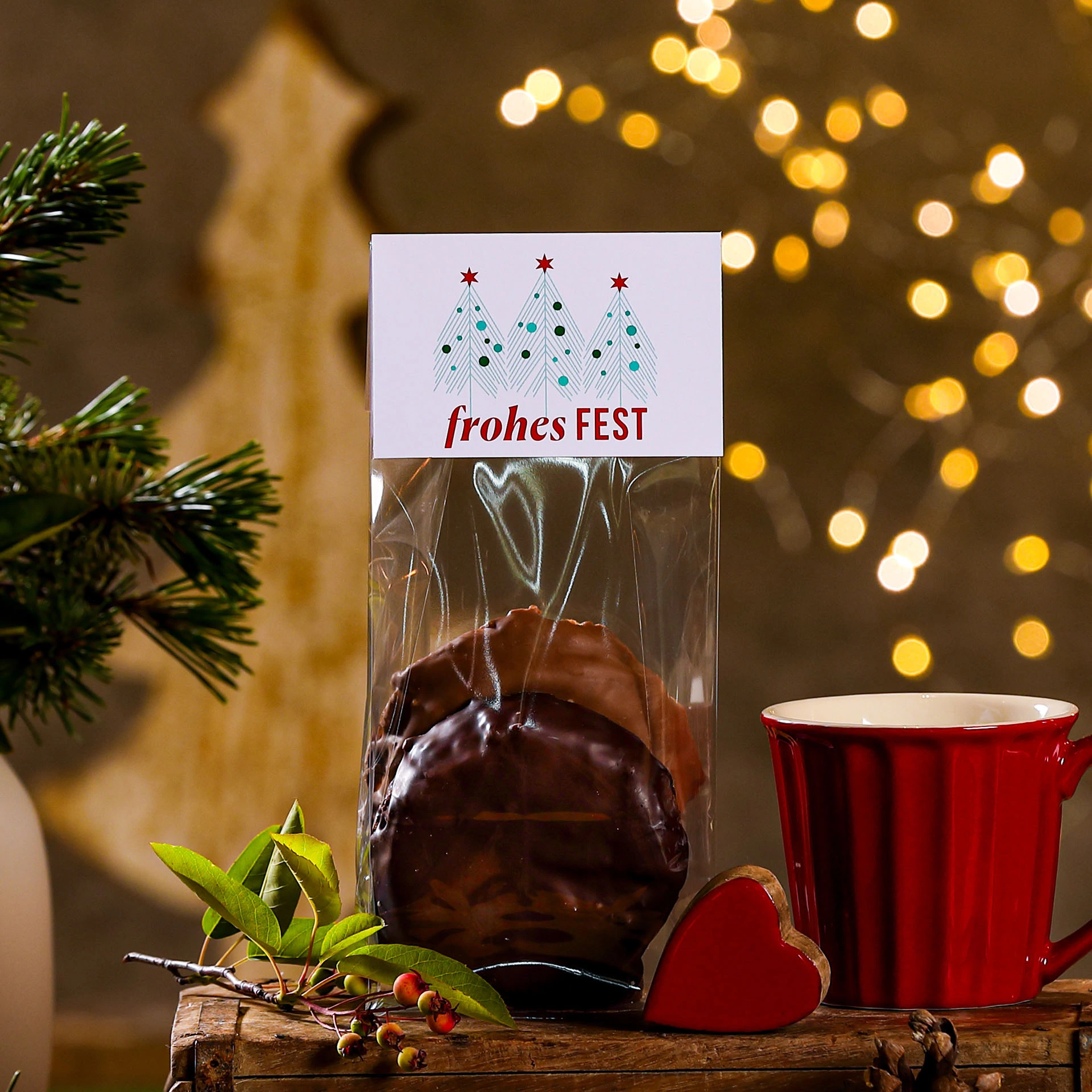 Szenebild Weihnachtsgebäck: Lebkuchen (2 Stück, groß) - 150g
