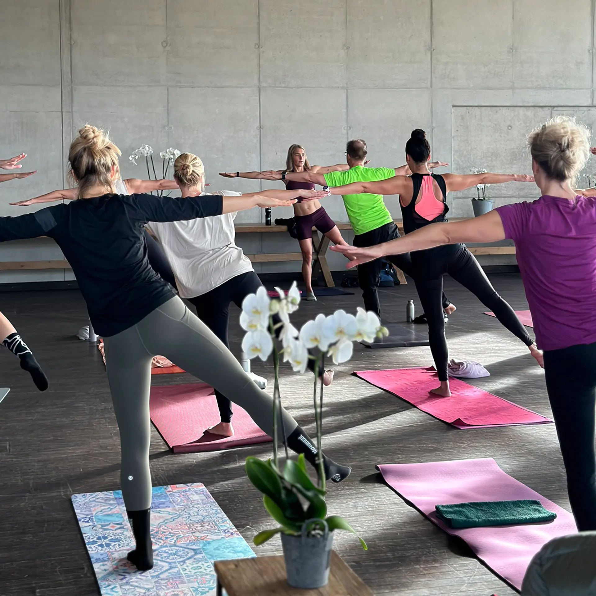 Produktbild Pilates mit Johanna Hiemer am 17.05.2026| DINZLER Kaffeerösterei
