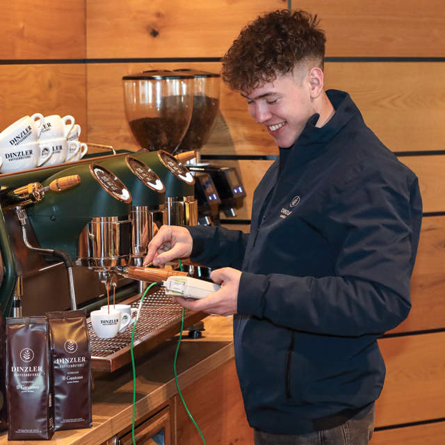 DINZLER Kaffee in der Kaiserlodge - Kaffeemaschinen Service